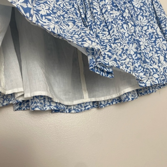 American Eagle Floral Pull On Mini Skirt Size XS Blue and White - Picture 3 of 9